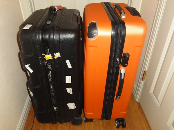 ヘレイワホのスーツケース