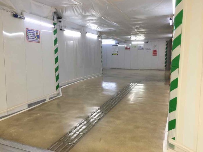 新百合ヶ丘駅ビルの工事現場